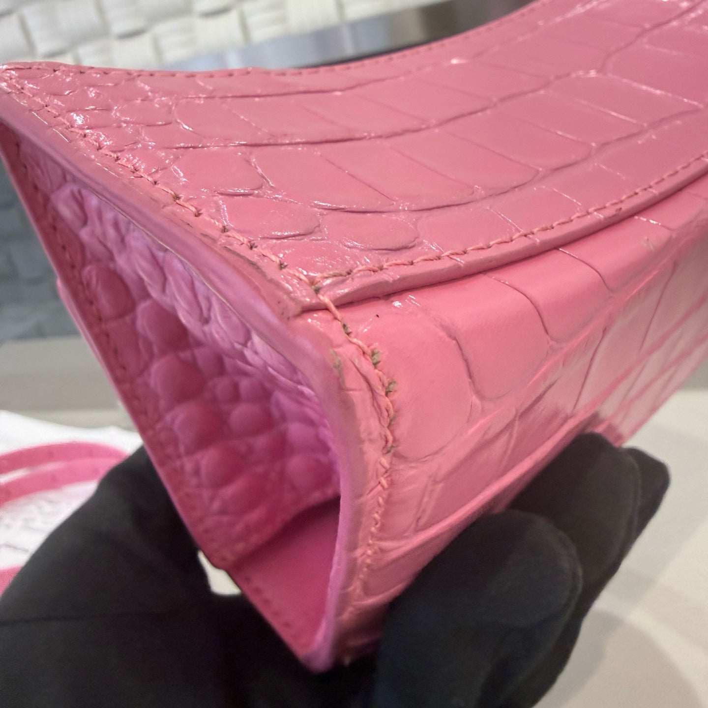 Balenciaga - Hourglass - Calfskin leather with crocodile embossing - Pink - (XS)