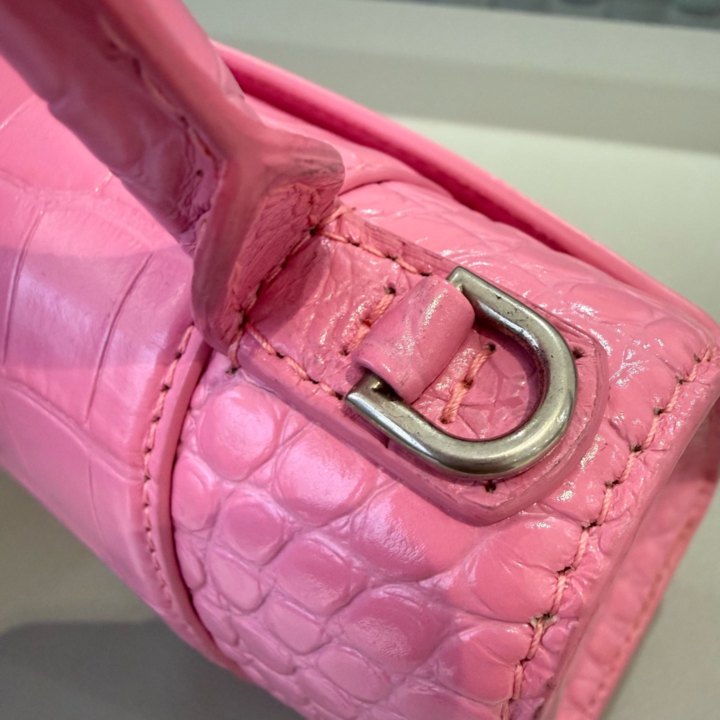 Balenciaga - Hourglass - Calfskin leather with crocodile embossing - Pink - (XS)