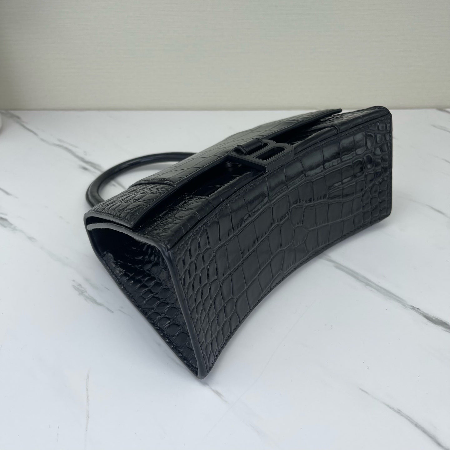 Balenciaga - Hourglass - Croc-embossed patent leather - Black - (small)