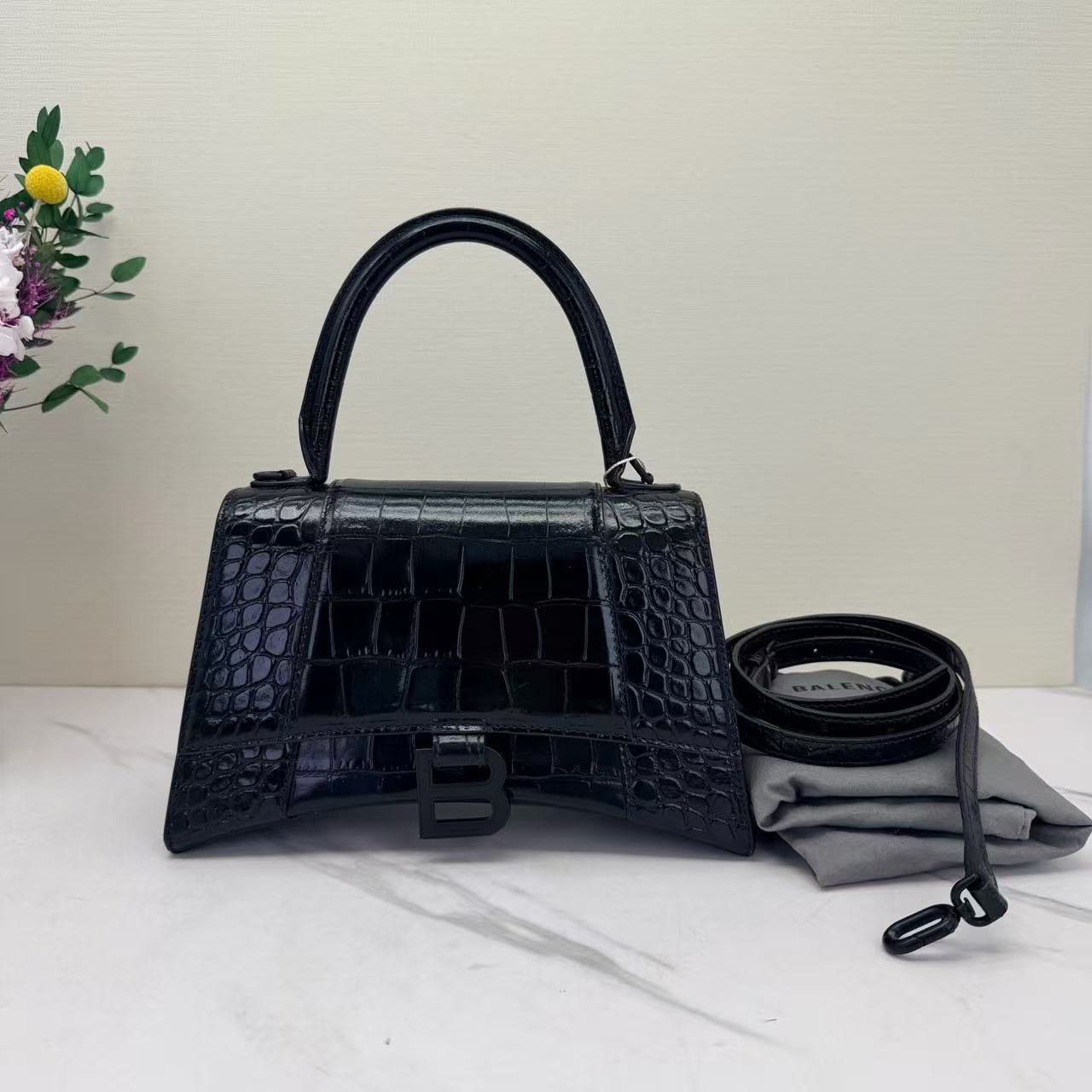 Balenciaga - Hourglass - Crocodile embossed calfskin leather - Black - (Small)