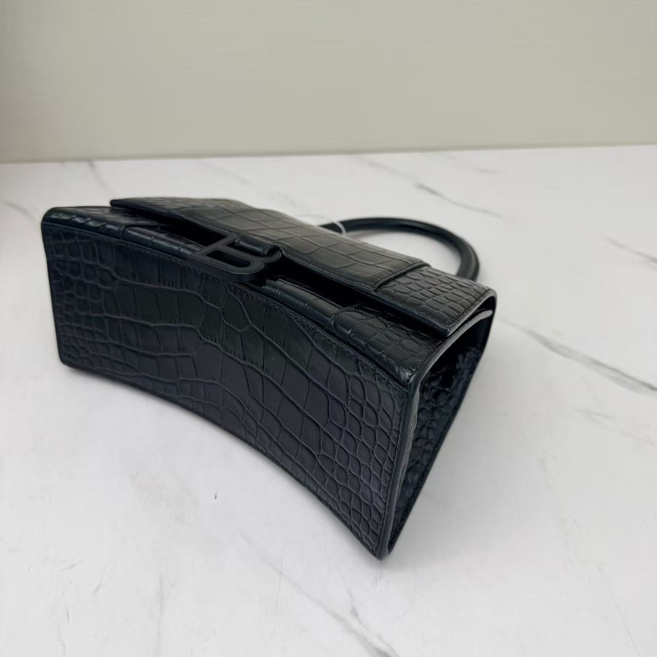 Balenciaga - Hourglass - Crocodile embossed calfskin leather - Black - (Small)
