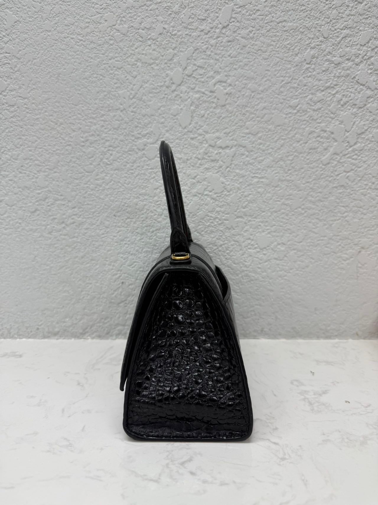 Balenciaga - Hourglass - Crocodile embossed calfskin leather - Black with Gold-Tone Hardware - (Small)