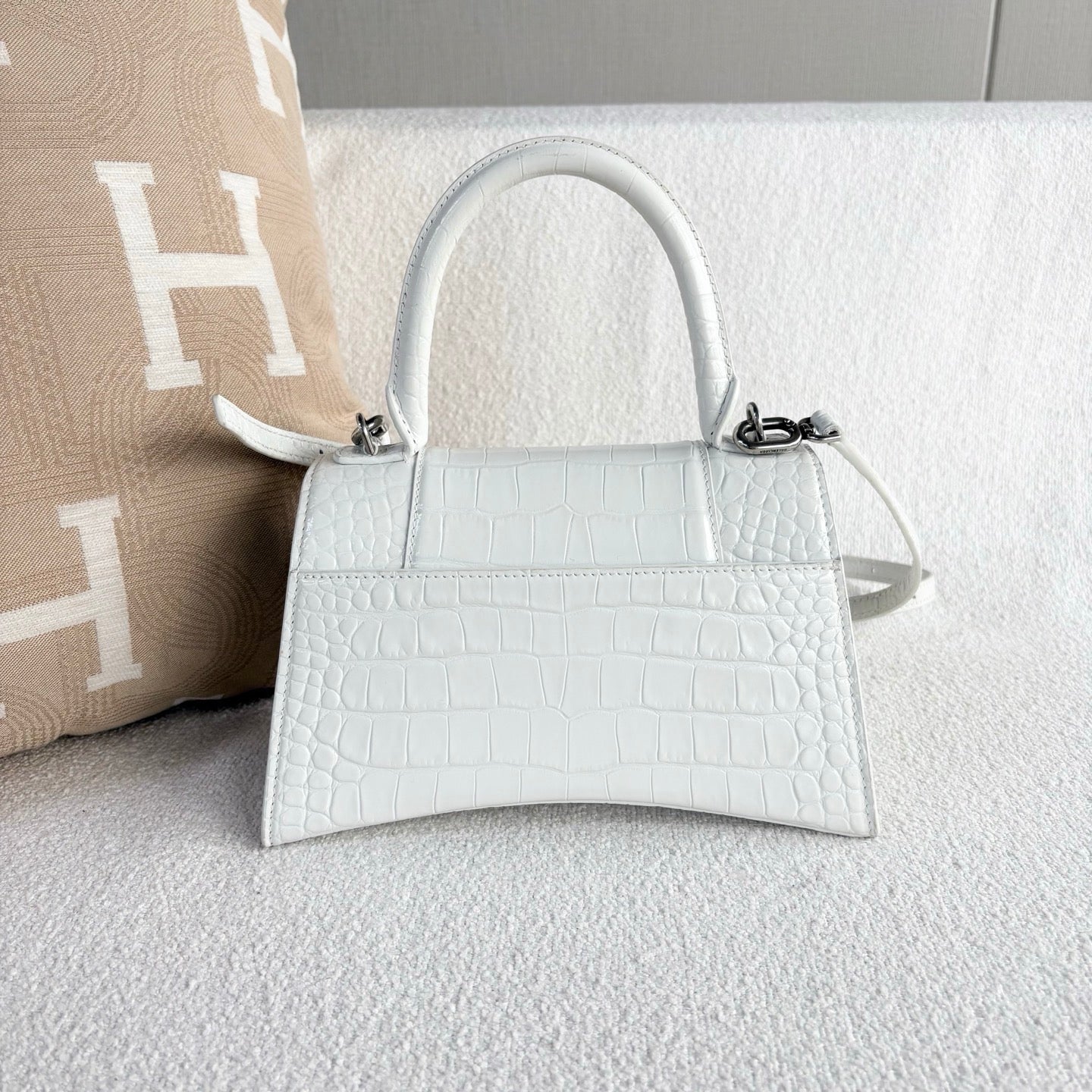 Balenciaga - Hourglass - Crocodile-embossed cowhide leather - White with Silver-Tone Hardware - (Small)