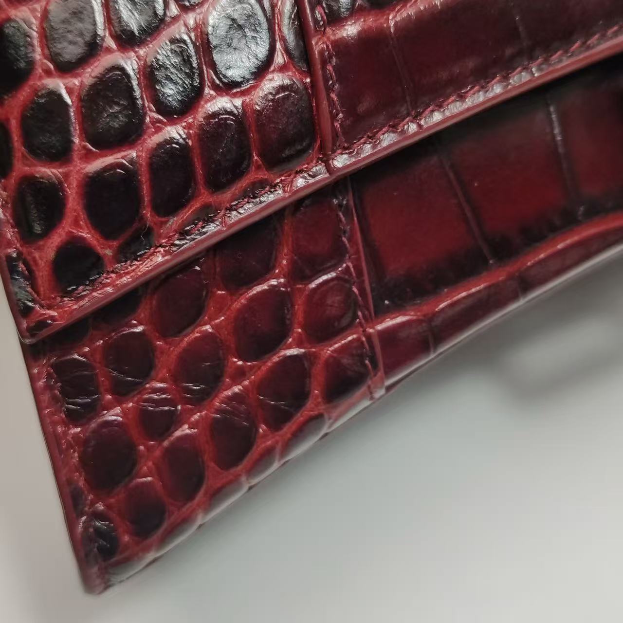 Balenciaga - Hourglass - Crocodile-embossed leather - Burgundy with Gold-Tone Hardware - (Small)