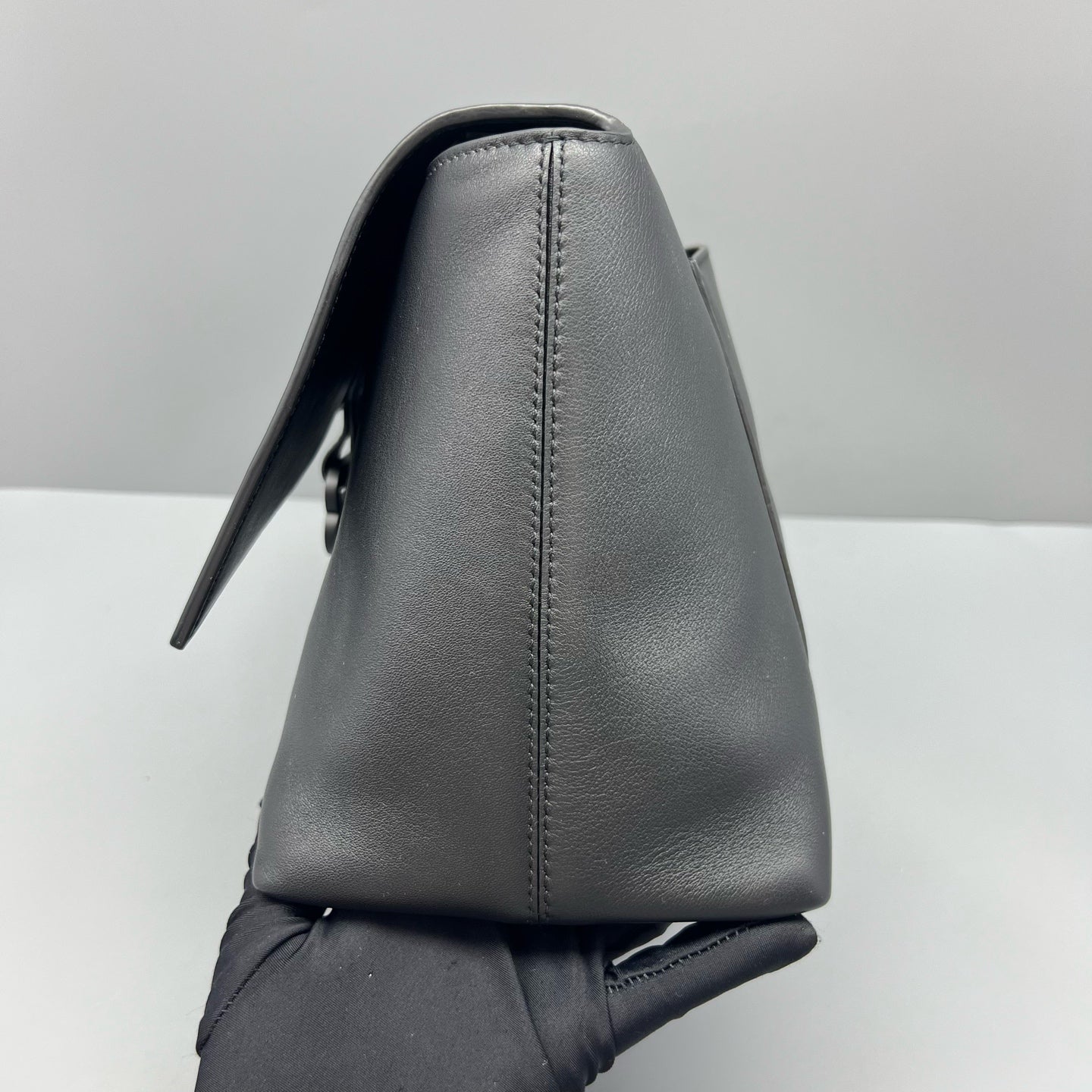 Balenciaga - Hourglass - Leather - Black - (medium)