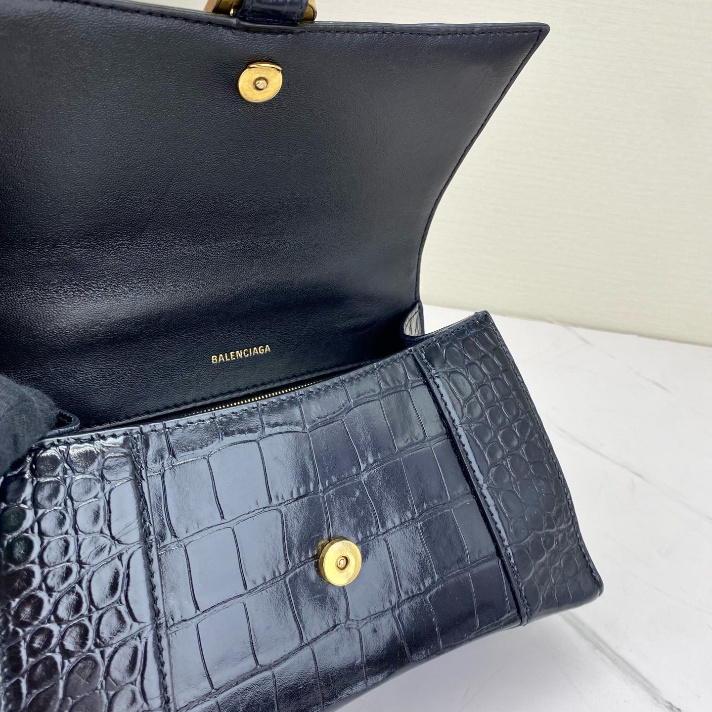 Balenciaga - Hourglass - Leather - Black - (Small)