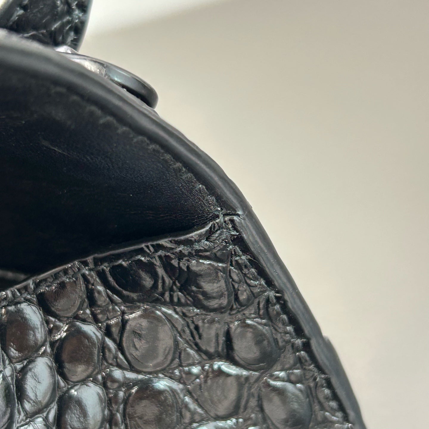 Balenciaga - Hourglass - Leather - Black - (small)