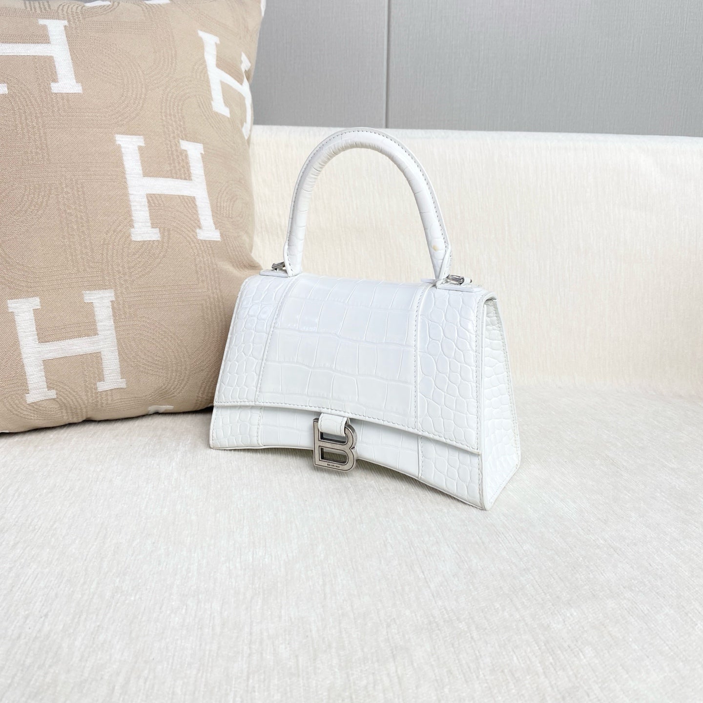 Balenciaga - Hourglass - Leather - White - (Small)