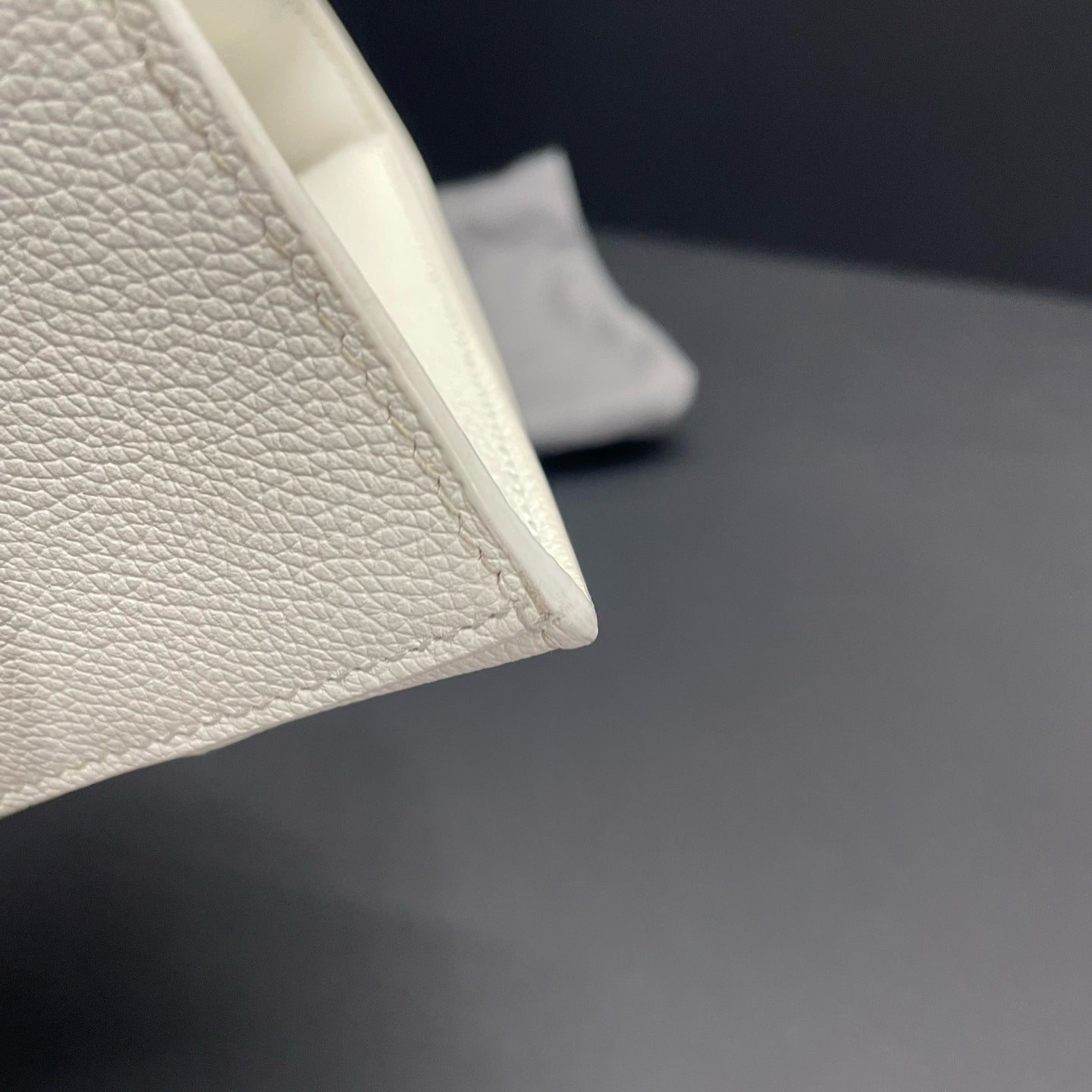 Balenciaga - Hourglass - Leather - White - (small)