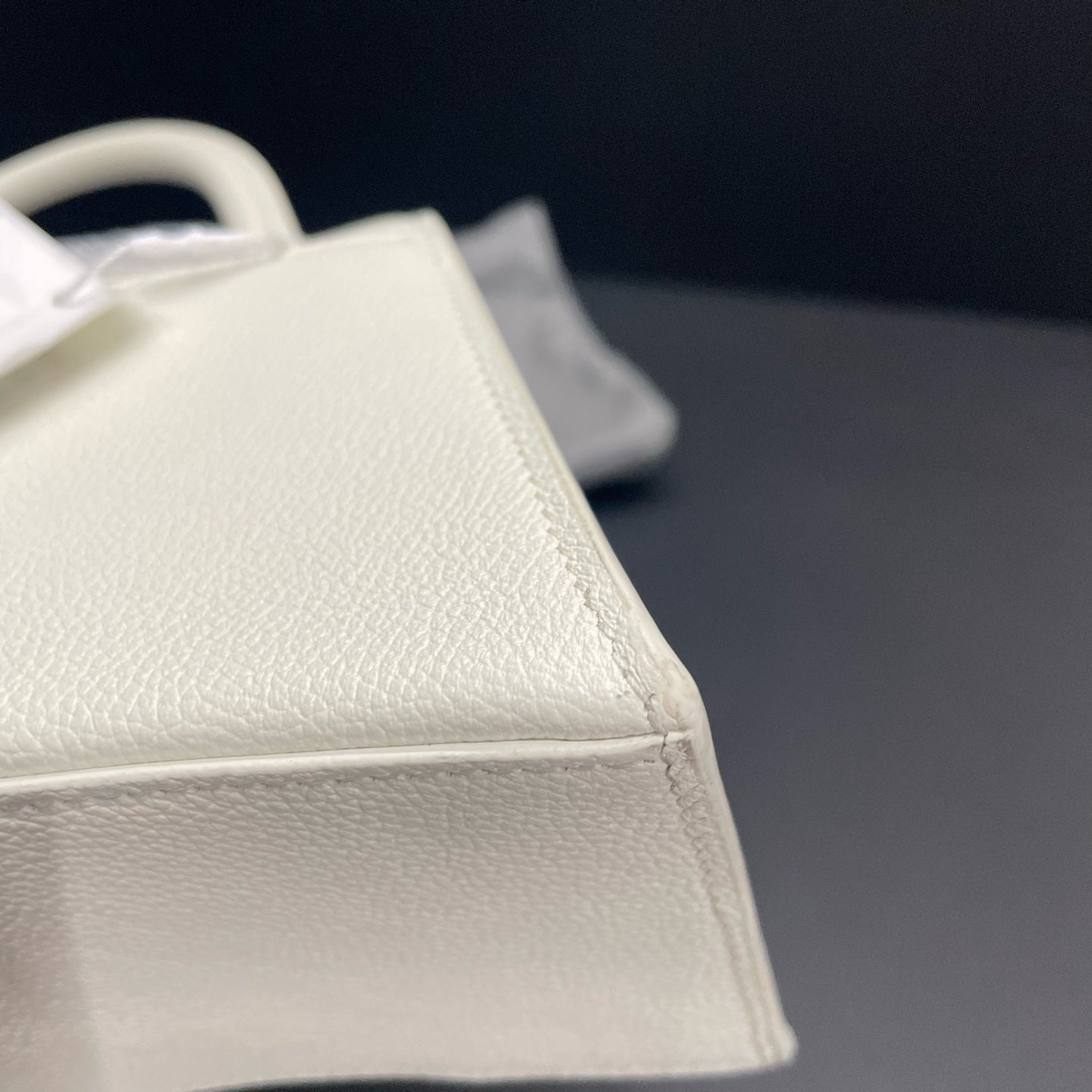 Balenciaga - Hourglass - Leather - White - (small)
