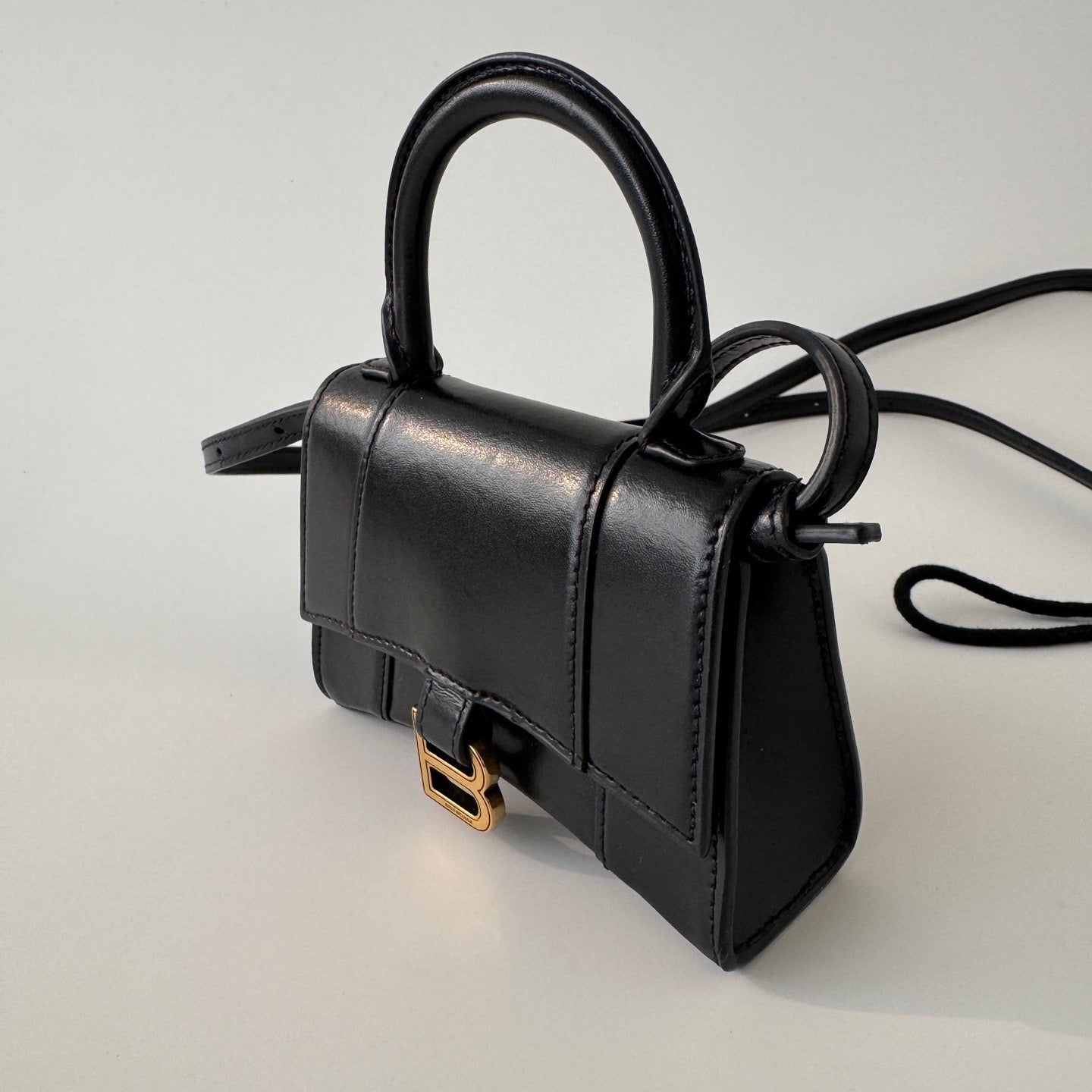 Balenciaga - Hourglass Mini - Smooth calfskin leather - Black with Aged Gold-Tone Hardware - (mini)