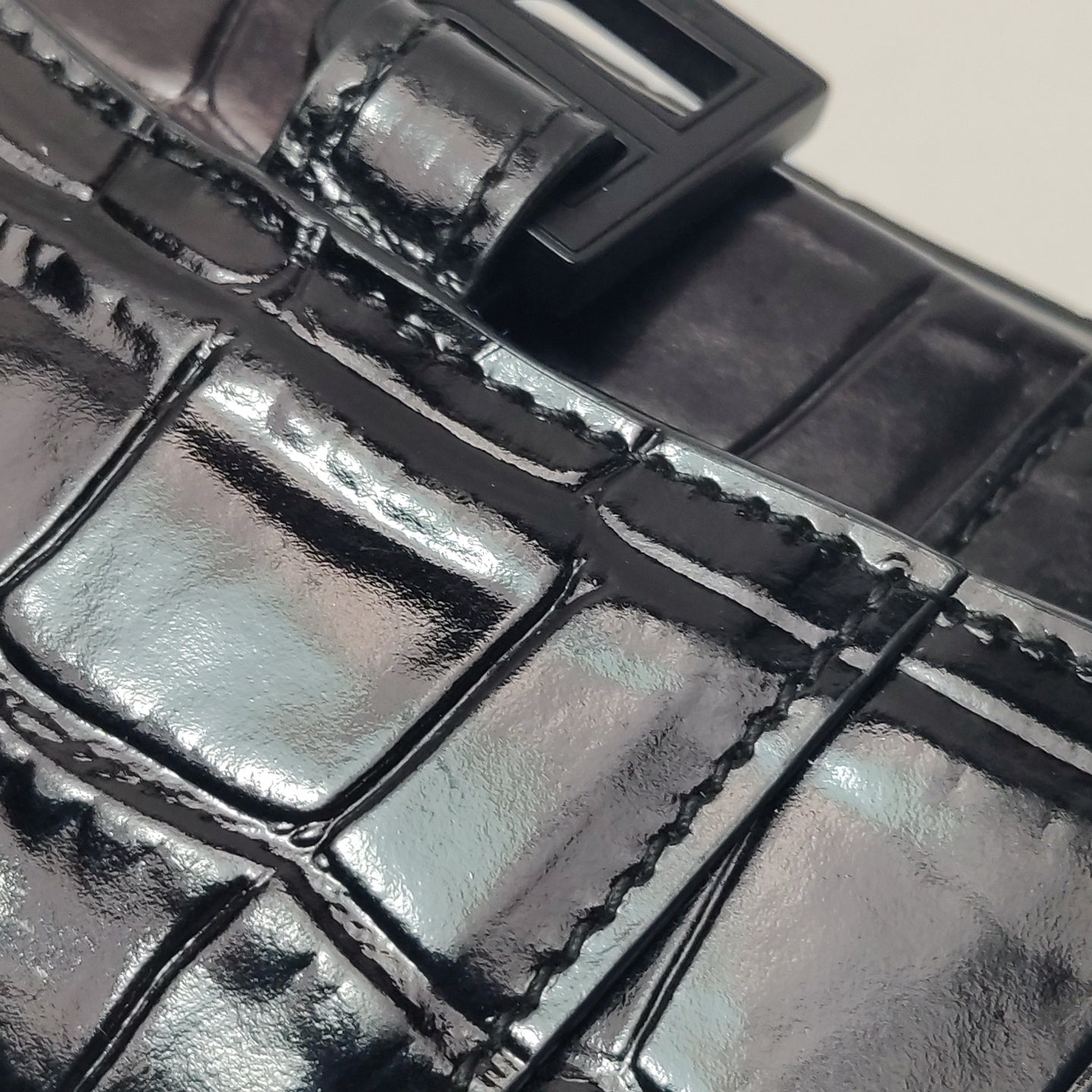 Balenciaga - Hourglass - Patent leather - Black - (mini)