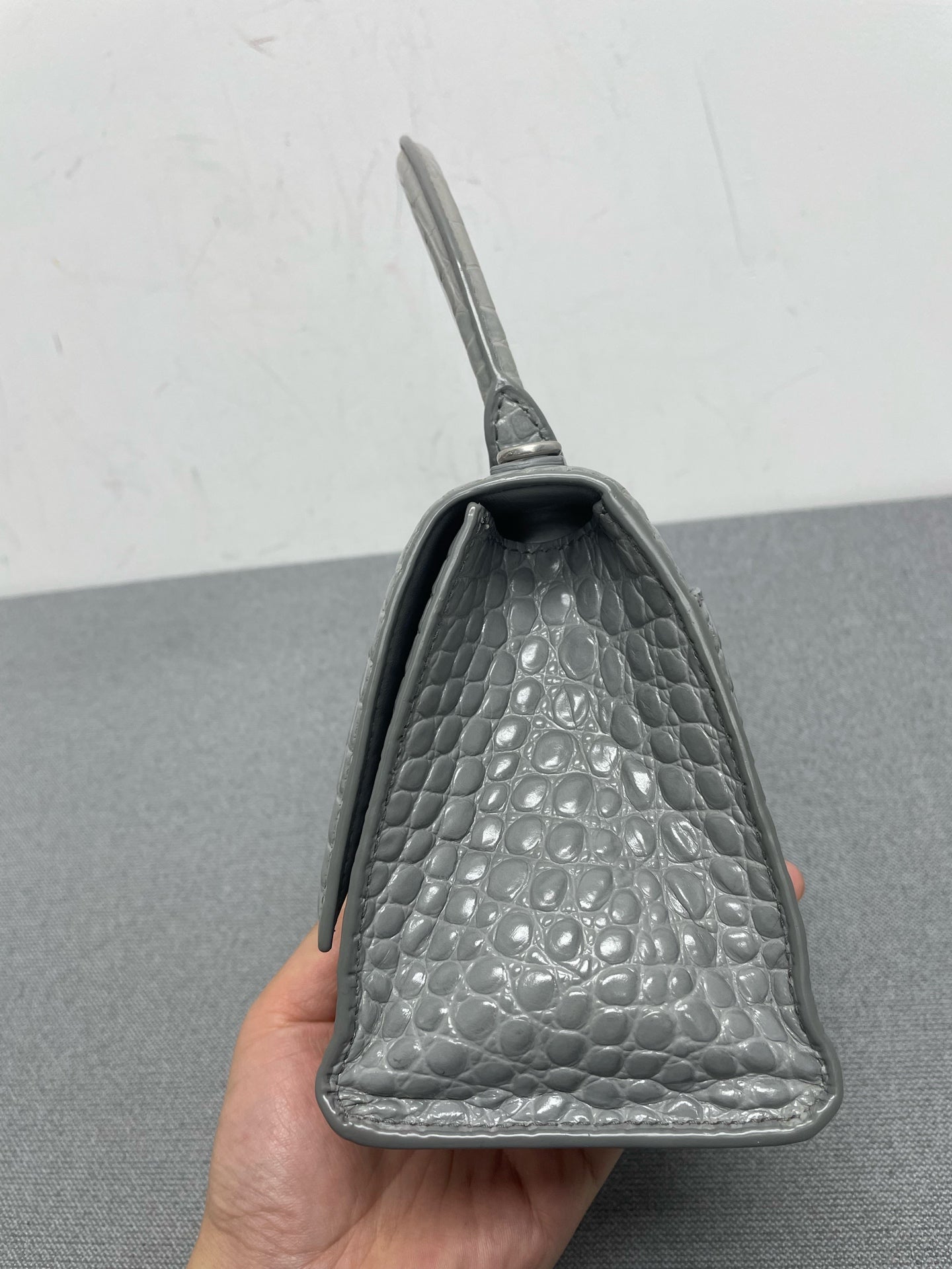 Balenciaga - Hourglass - Patent leather - Grey - (small)