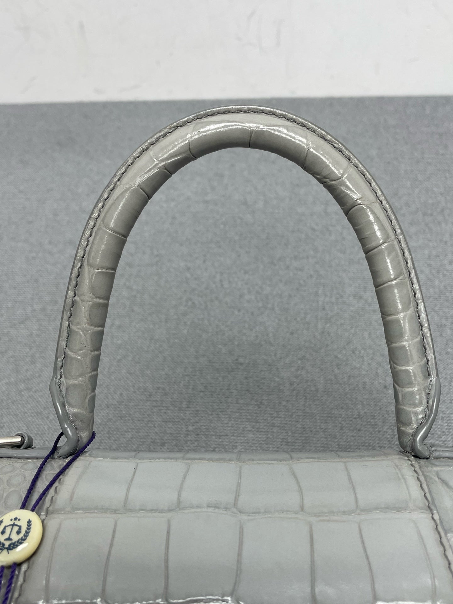 Balenciaga - Hourglass - Patent leather - Grey - (small)