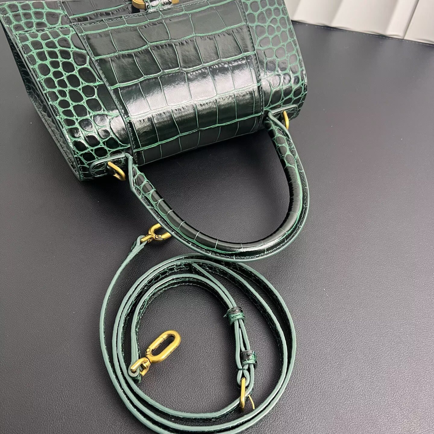 Balenciaga - Hourglass S - Crocodile-embossed calfskin leather - Emerald Green with Gold-Tone Hardware - (Small)