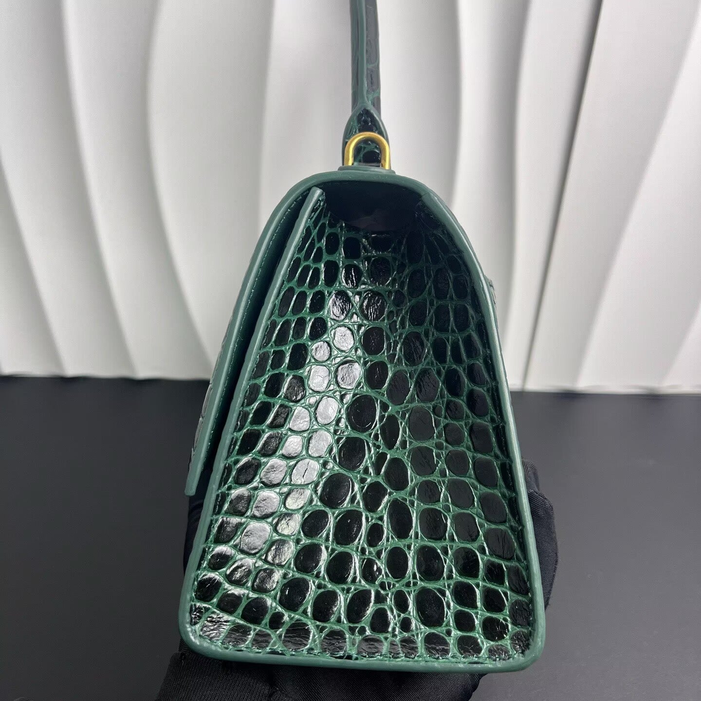 Balenciaga - Hourglass S - Crocodile-embossed calfskin leather - Emerald Green with Gold-Tone Hardware - (Small)