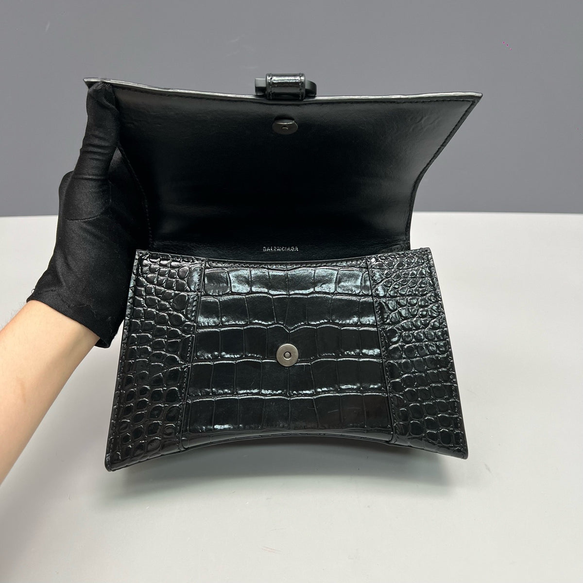 Balenciaga - Hourglass S - Leather - Black - (small)