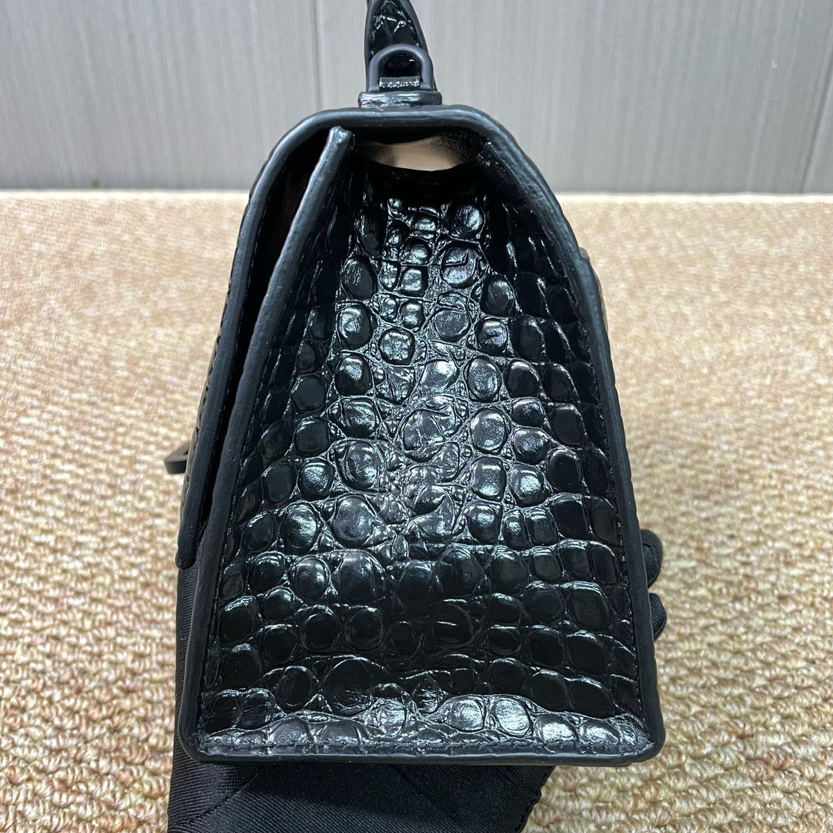 Balenciaga - Hourglass S - Leather - Black - (small)