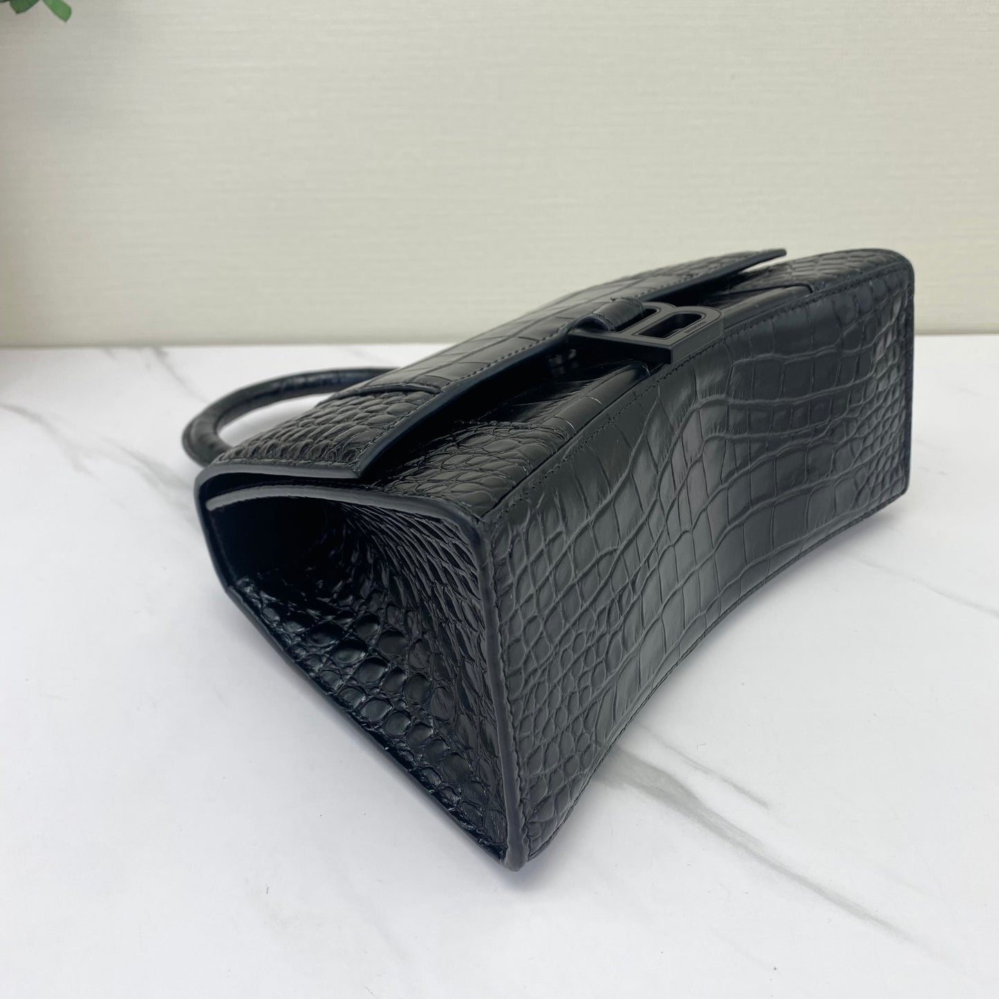 Balenciaga - Hourglass Small Top Handle Bag - Crocodile embossed leather - Black - (small)