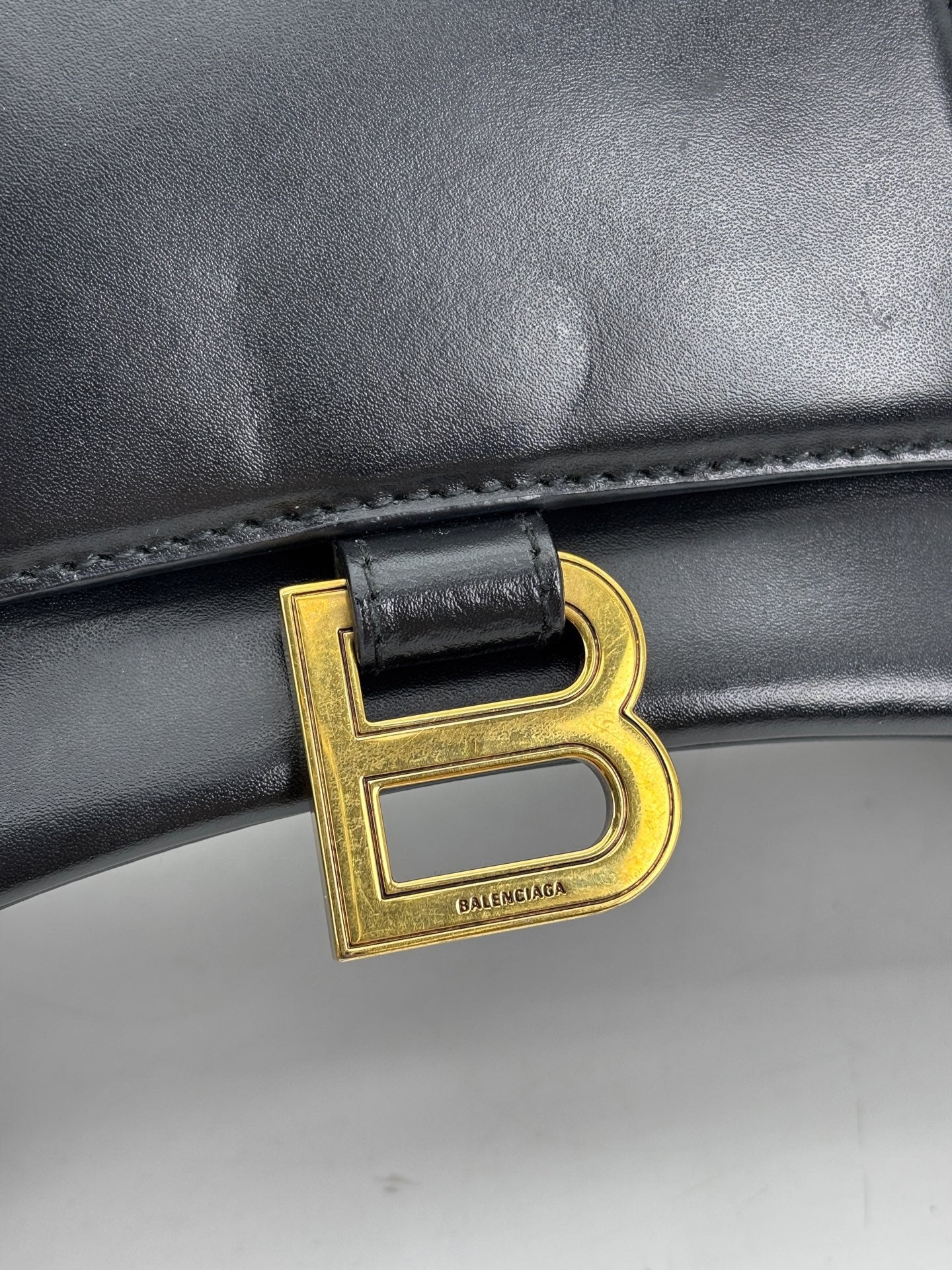 Balenciaga - Hourglass - Smooth cowhide leather - Black - (Small)