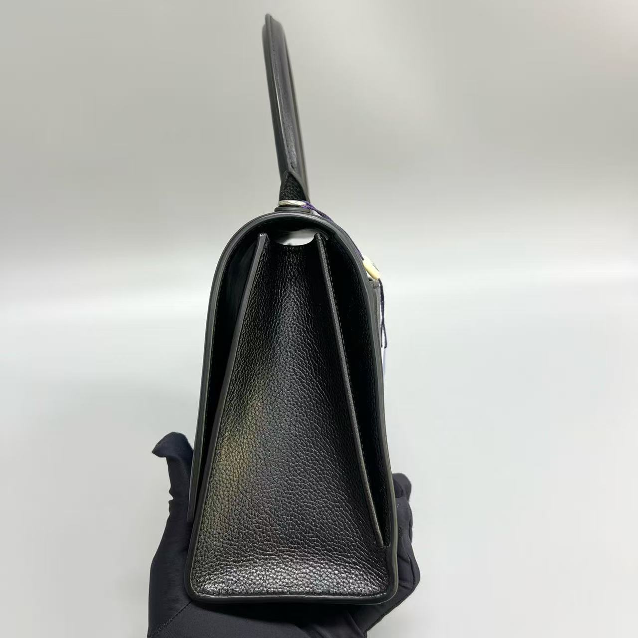 Balenciaga - Hourglass Top Handle Bag - Grained calfskin leather - Black - (Medium)