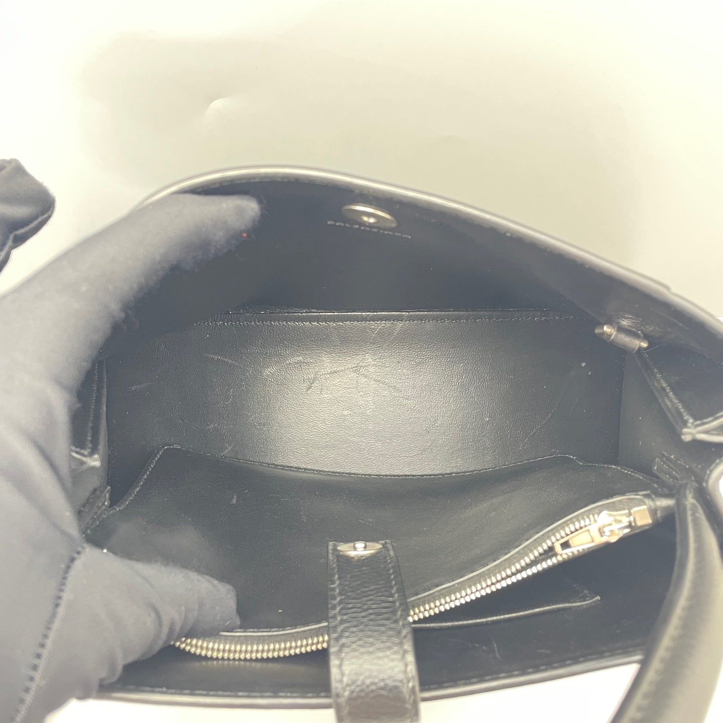 Balenciaga - Hourglass Top Handle Bag - Leather - Black - (small)