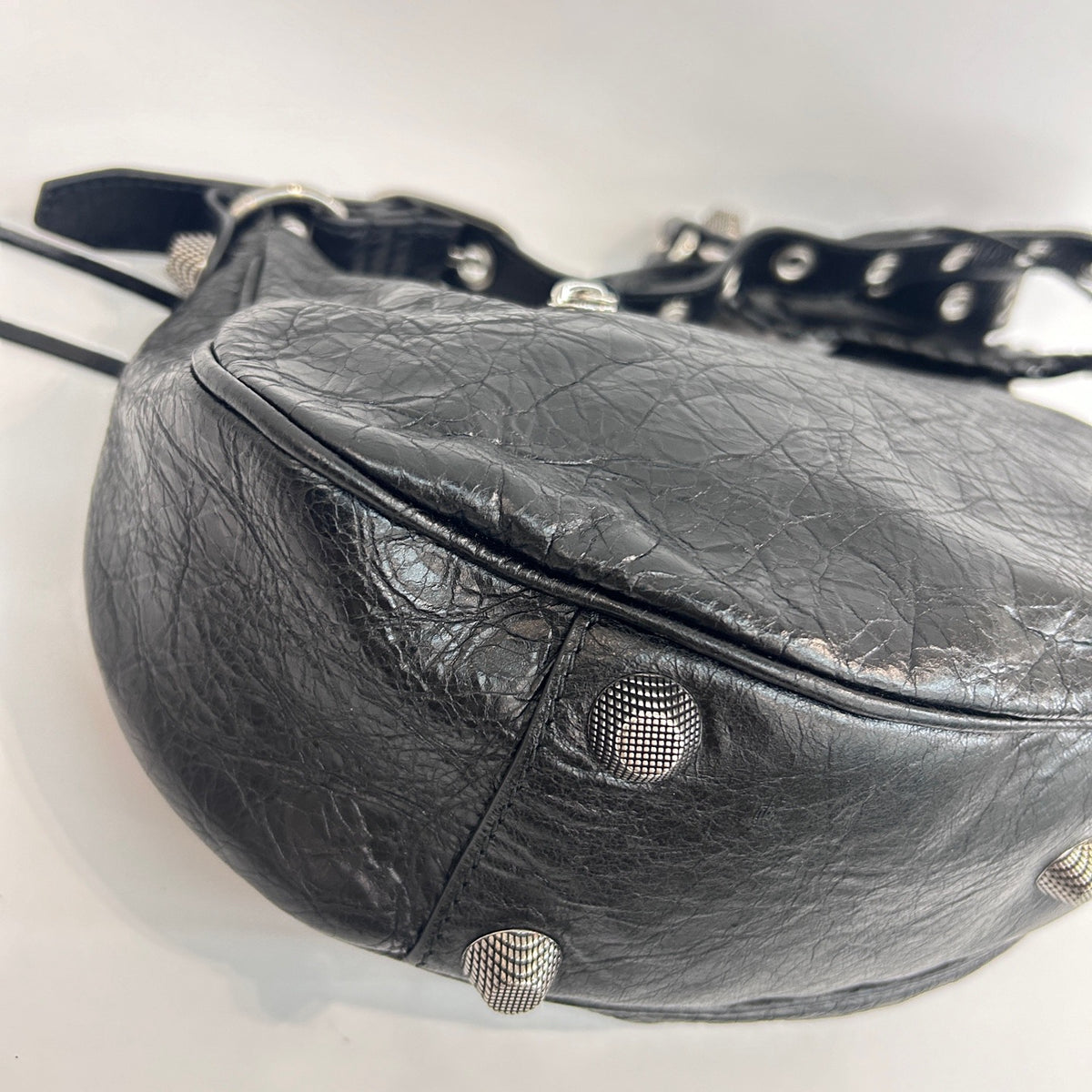 Balenciaga - Le Cagole Crossbody Bag - Leather - Black - (small)