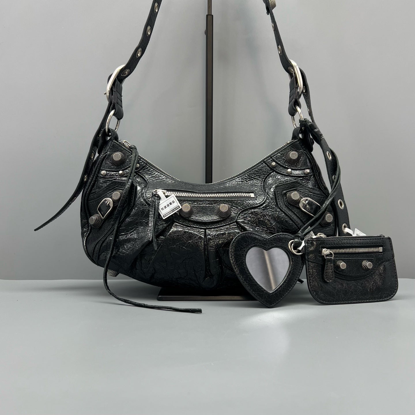 Balenciaga - Le Cagole - Leather - Black - (medium)