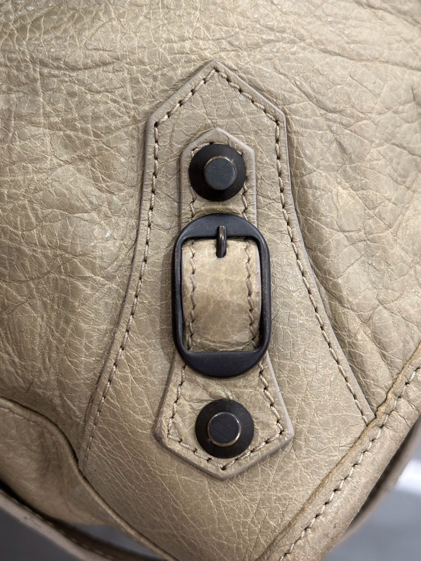 Balenciaga - Le City - Leather - Beige - (medium)