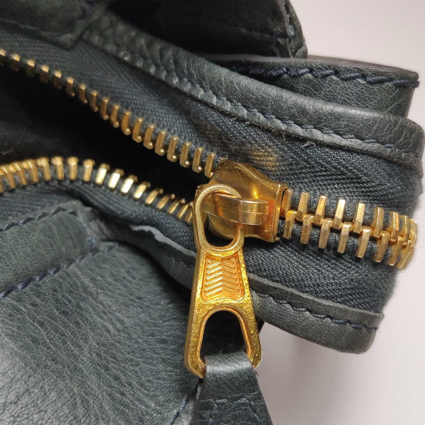 Balenciaga - Le City - Leather - Black - (Large)