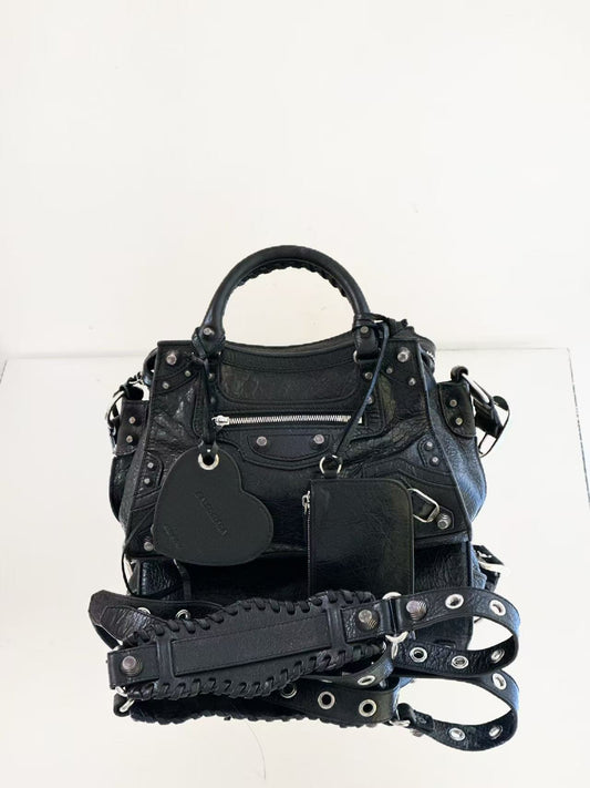 Balenciaga - Neo Cagole City - Distressed lambskin leather - Black - (small)