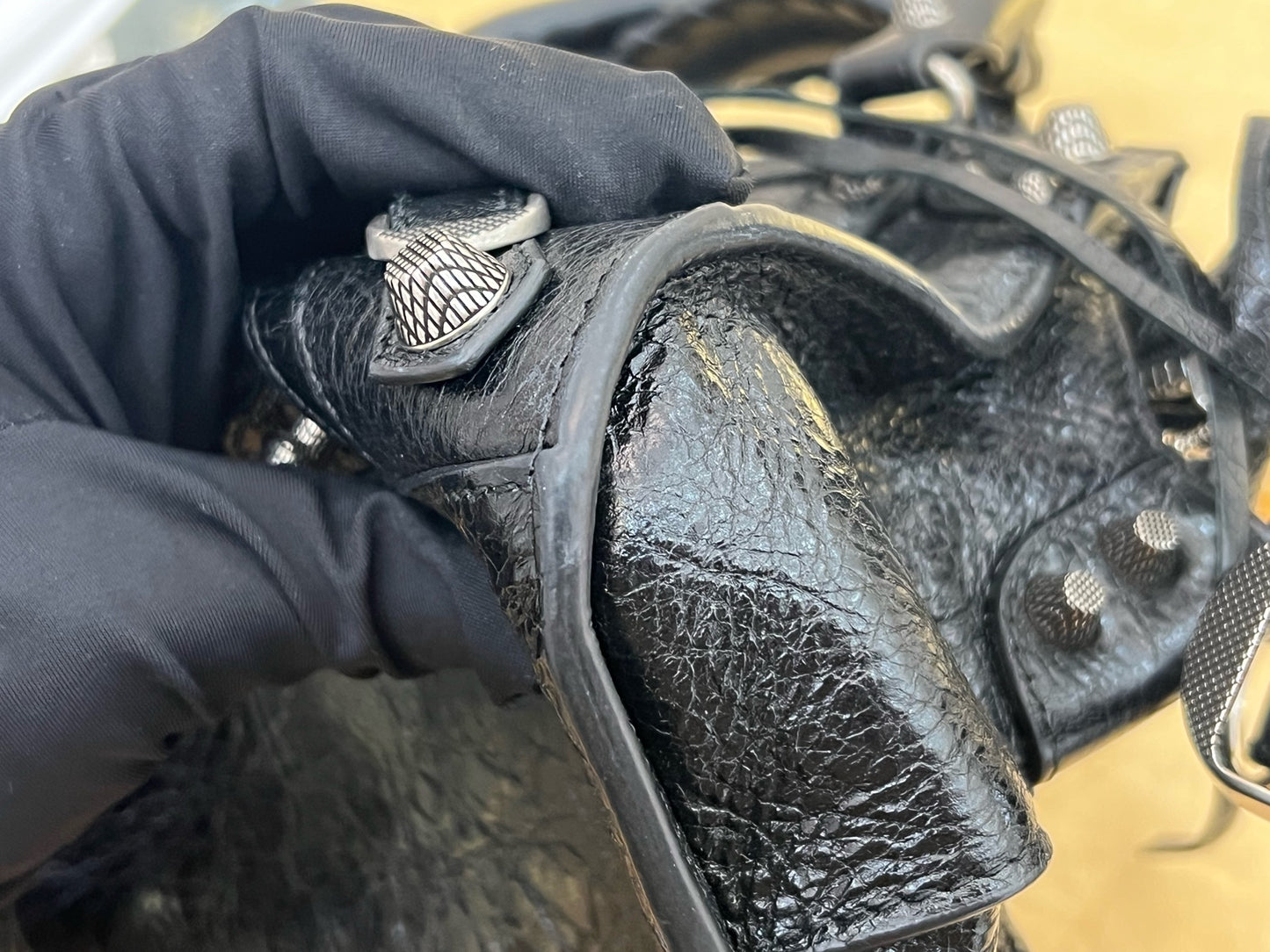 Balenciaga - Neo Cagole - Leather - Black - (Small)