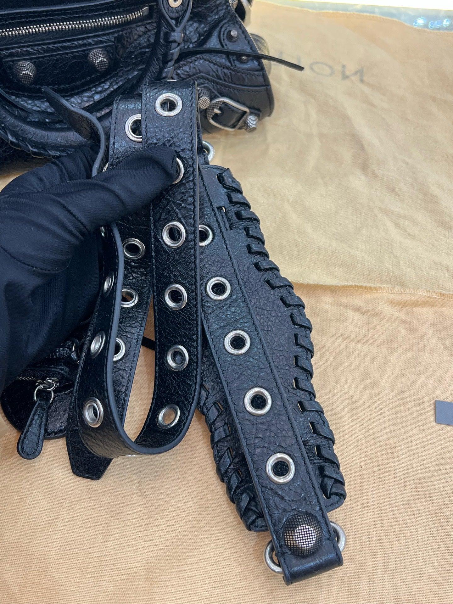 Balenciaga - Neo Cagole - Leather - Black - (Small)