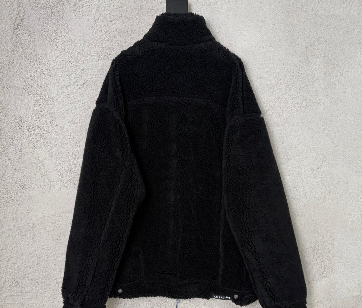Balenciaga - Other - Faux fur - Black - (2)