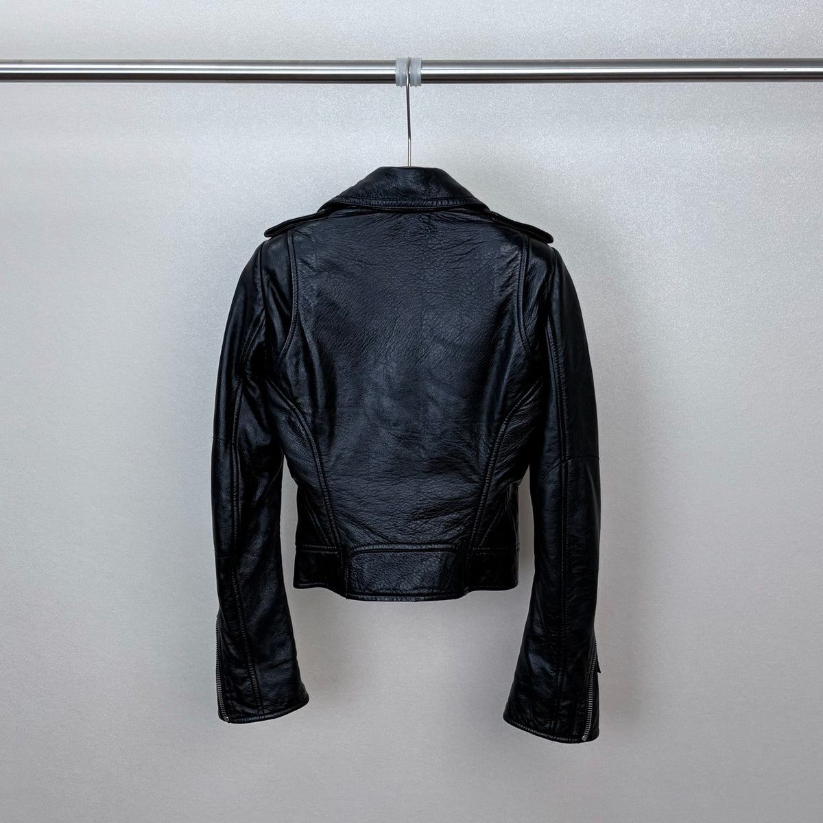 Balenciaga - Other - Leather - Black - (34)