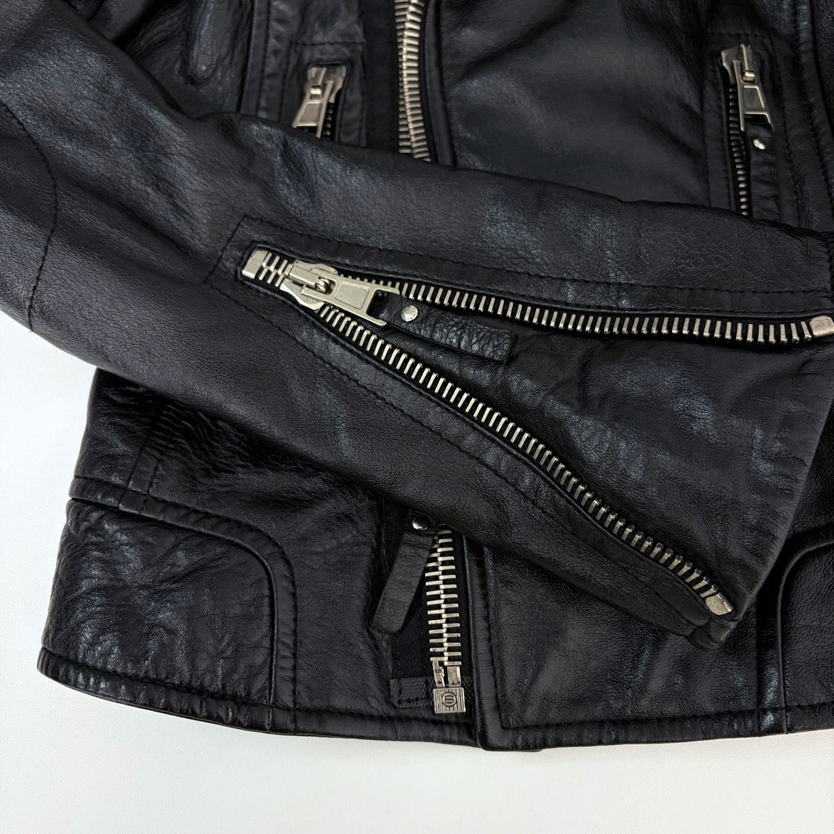 Balenciaga - Other - Leather - Black - (34)