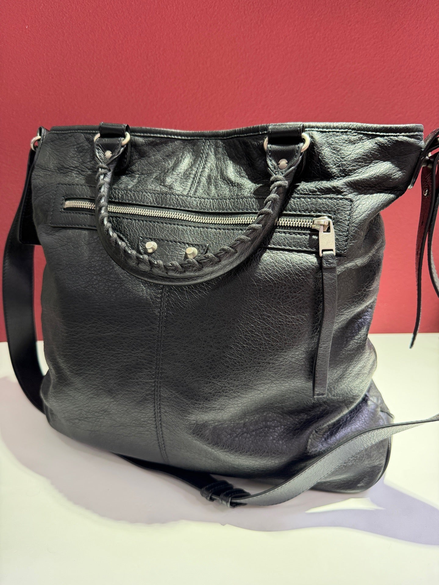Balenciaga - Other - Leather - Black - (large)