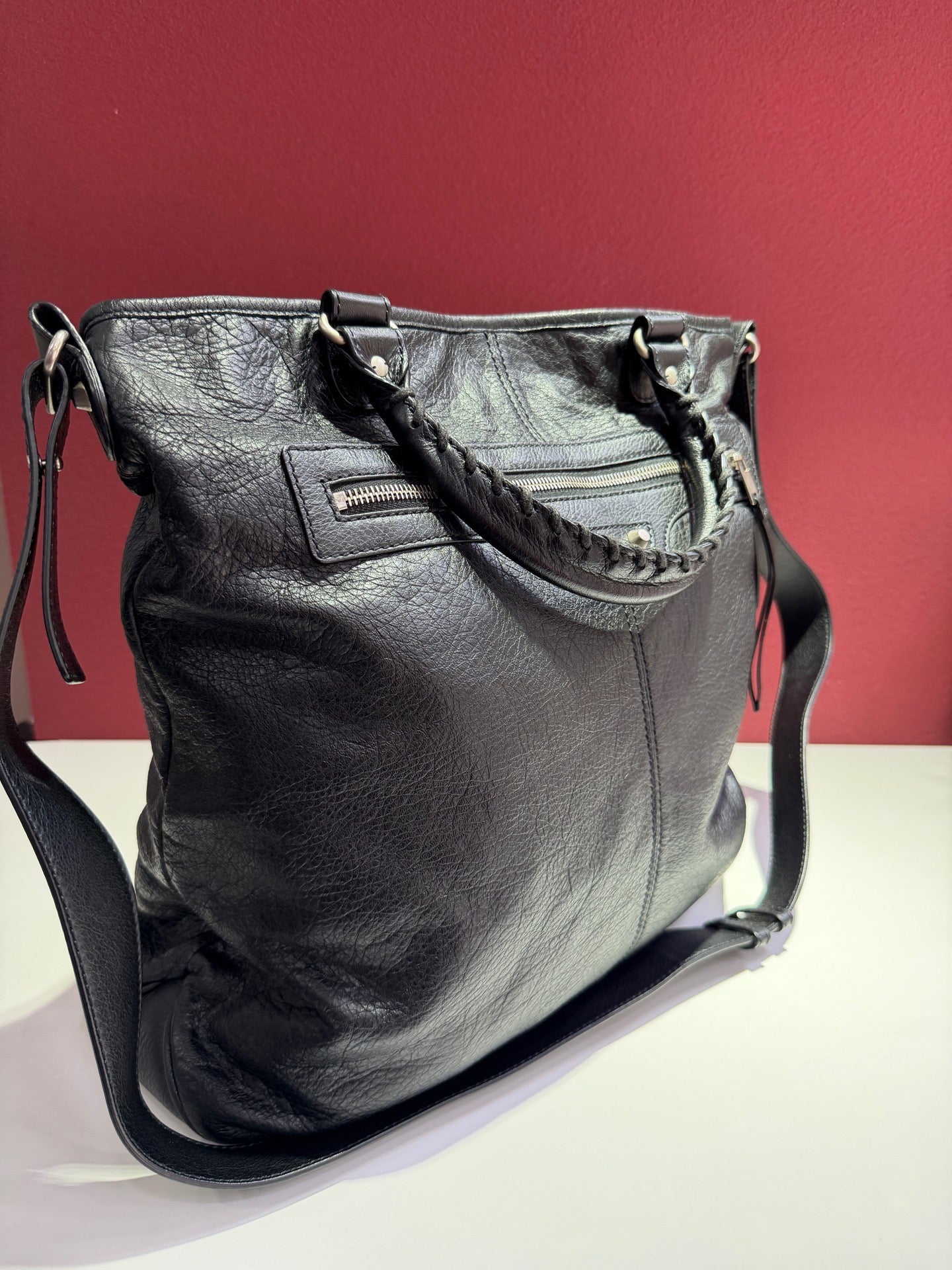 Balenciaga - Other - Leather - Black - (large)
