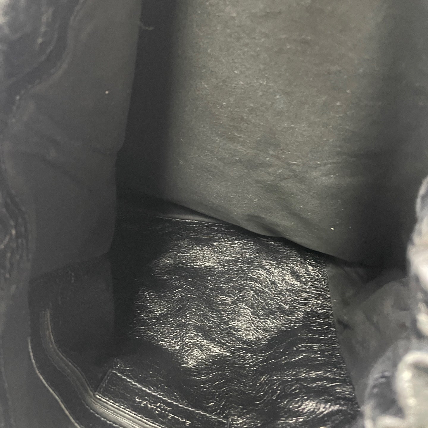 Balenciaga - Other - Leather - Black - (large)