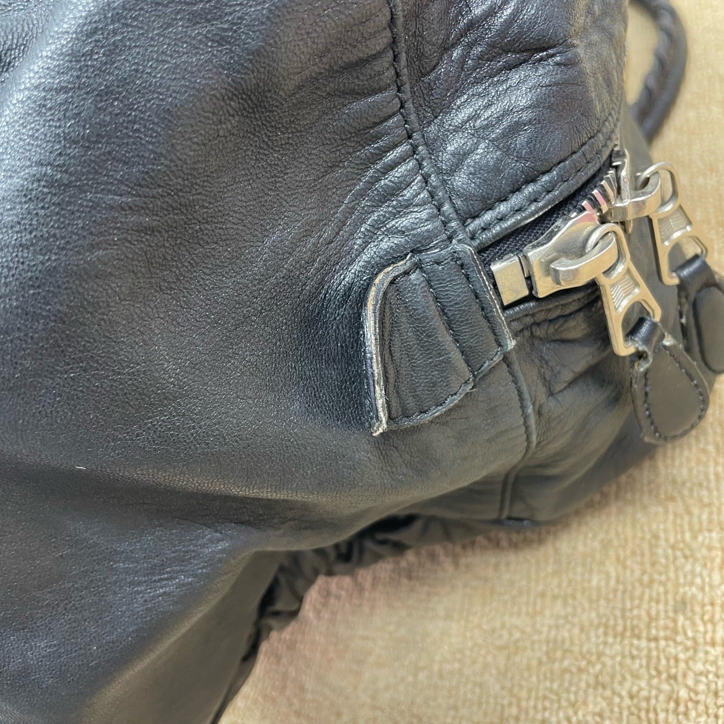 Balenciaga - Other - Leather - Black - (large)