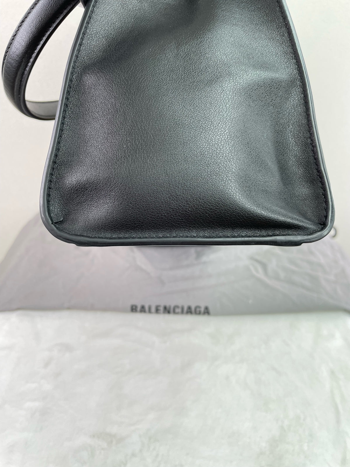 Balenciaga - Other - Leather - Black - (medium)