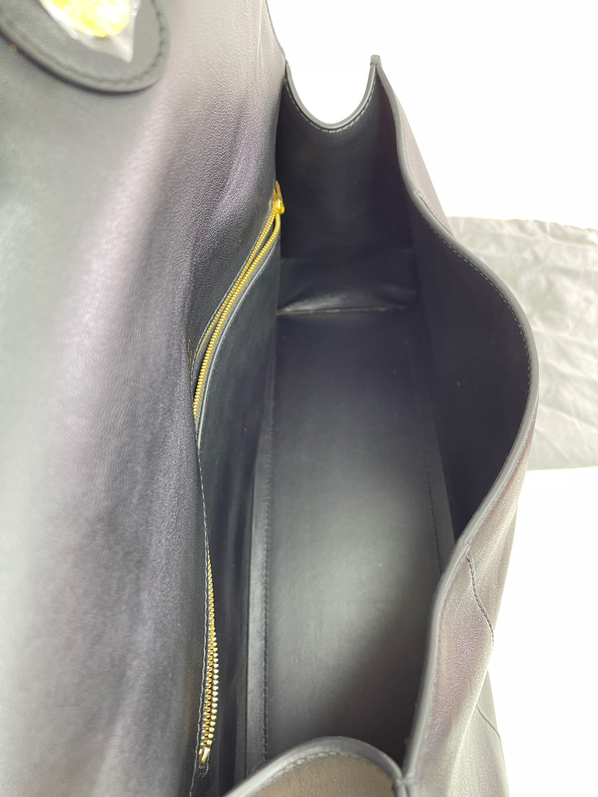 Balenciaga - Other - Leather - Black - (medium)