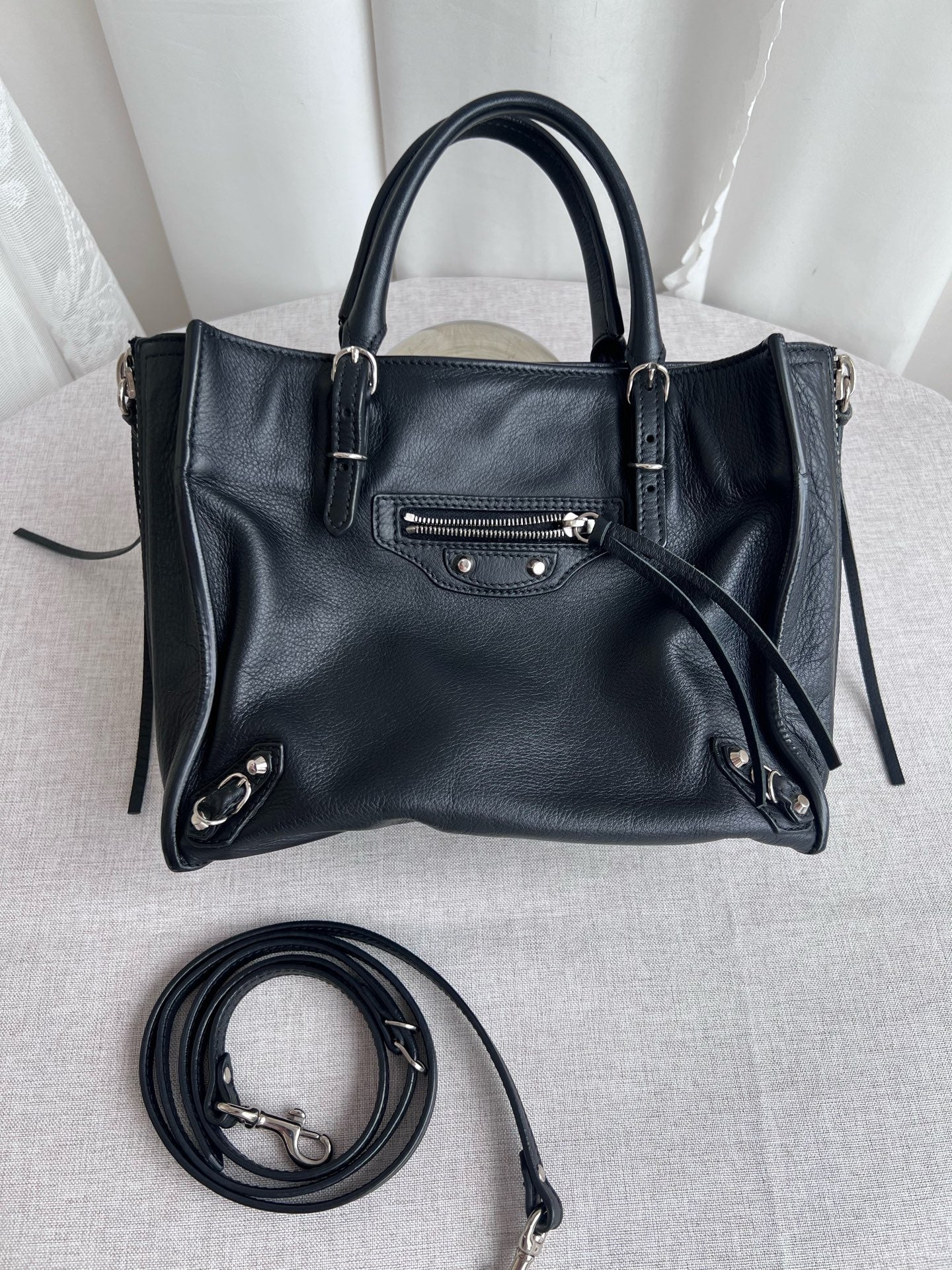 Balenciaga - Other - Leather - Black - (small)