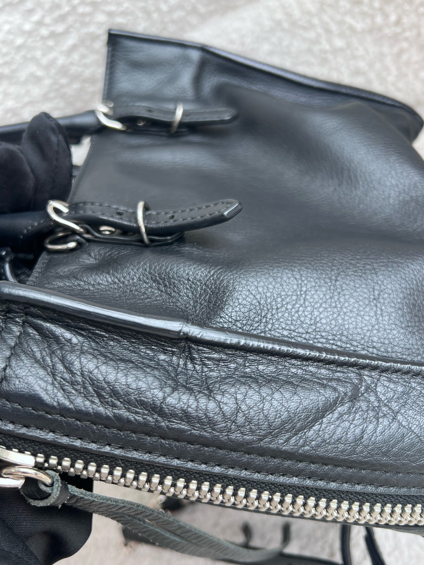 Balenciaga - Other - Leather - Black - (small)