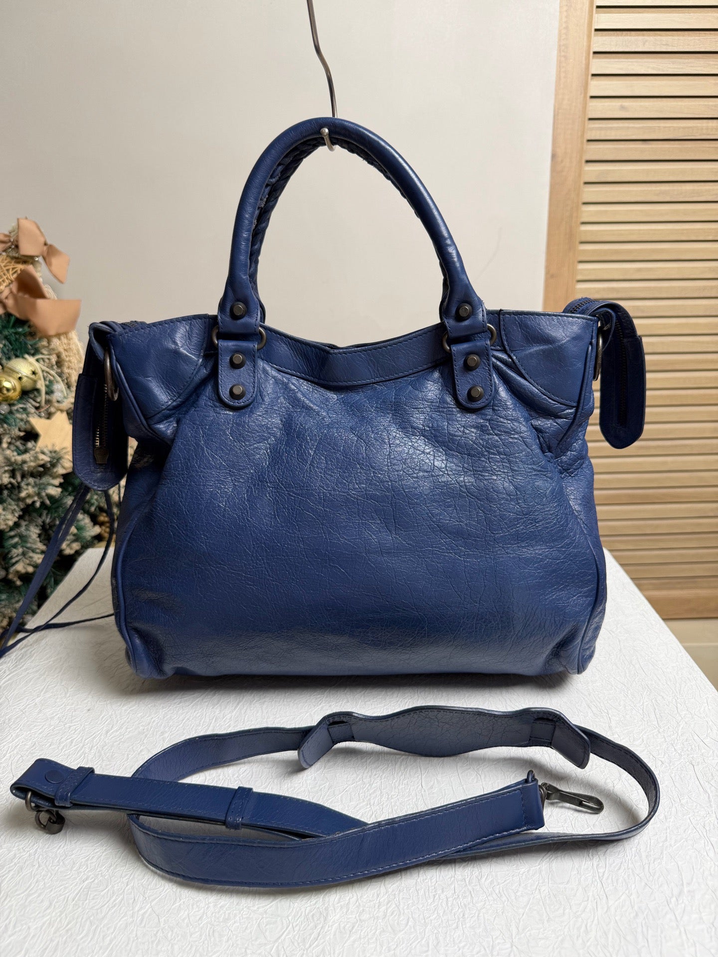 Balenciaga - Other - Leather - Blue - (medium)