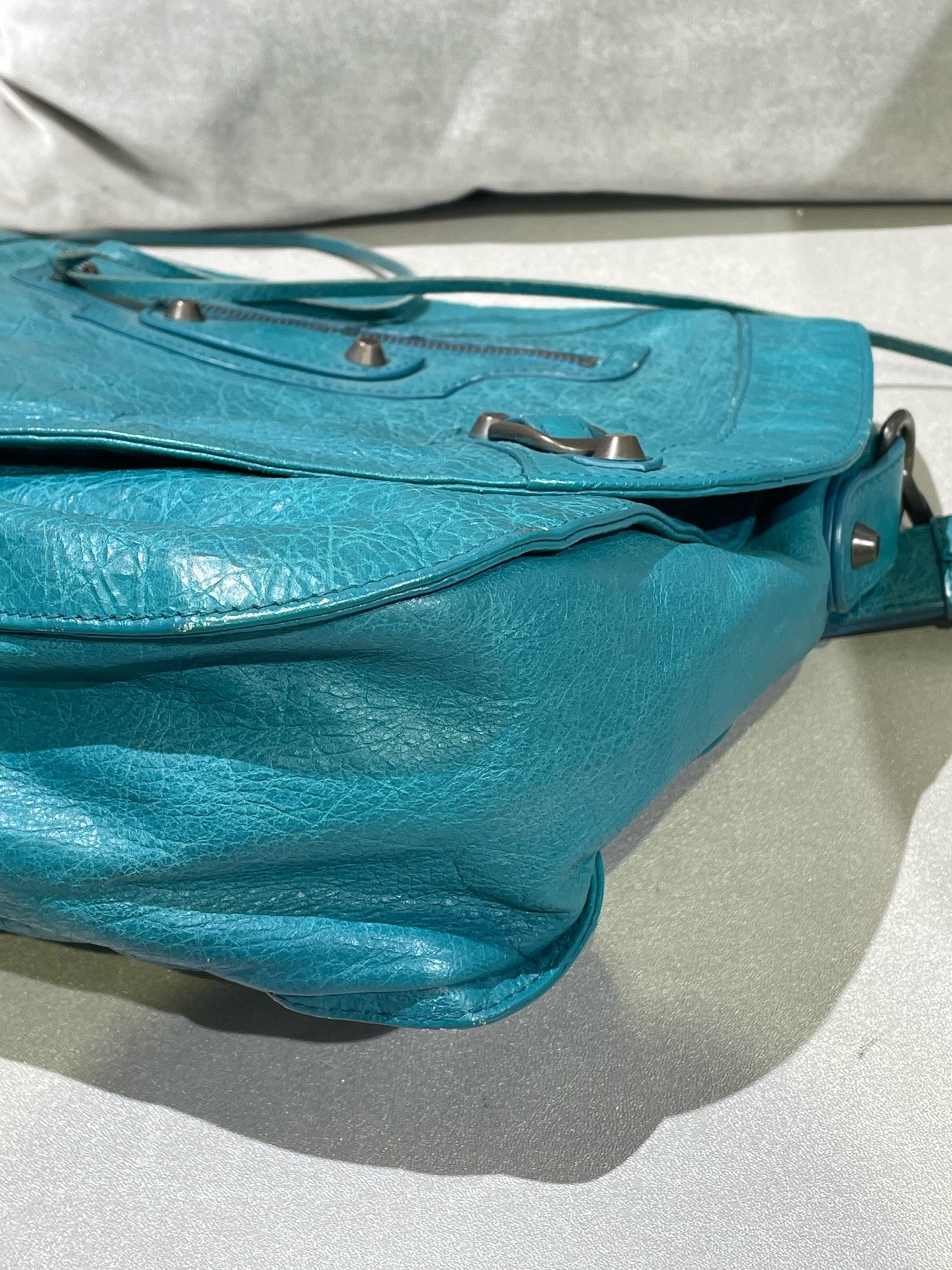 Balenciaga - Other - Leather - Blue - (medium)