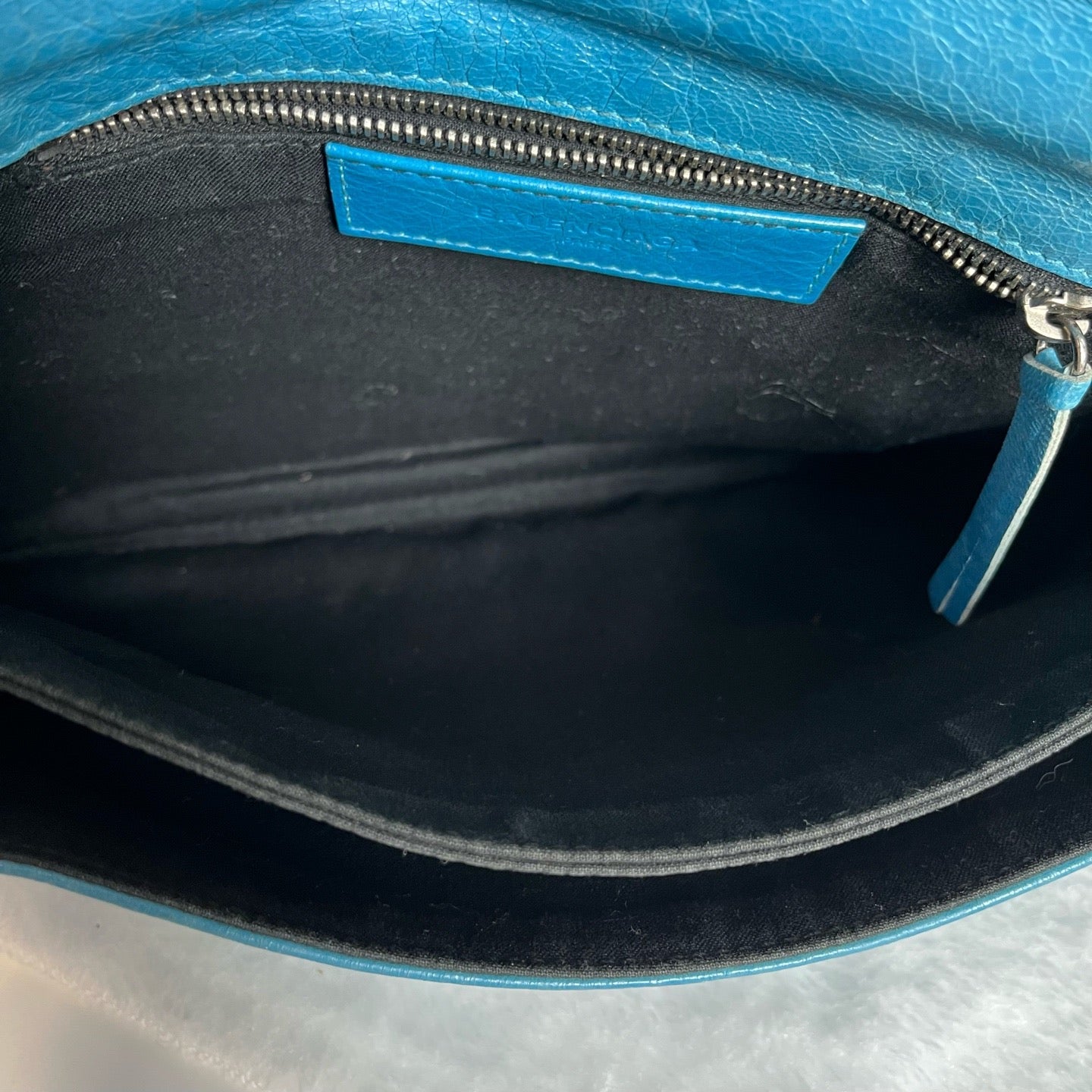 Balenciaga - Other - Leather - Blue - (medium)