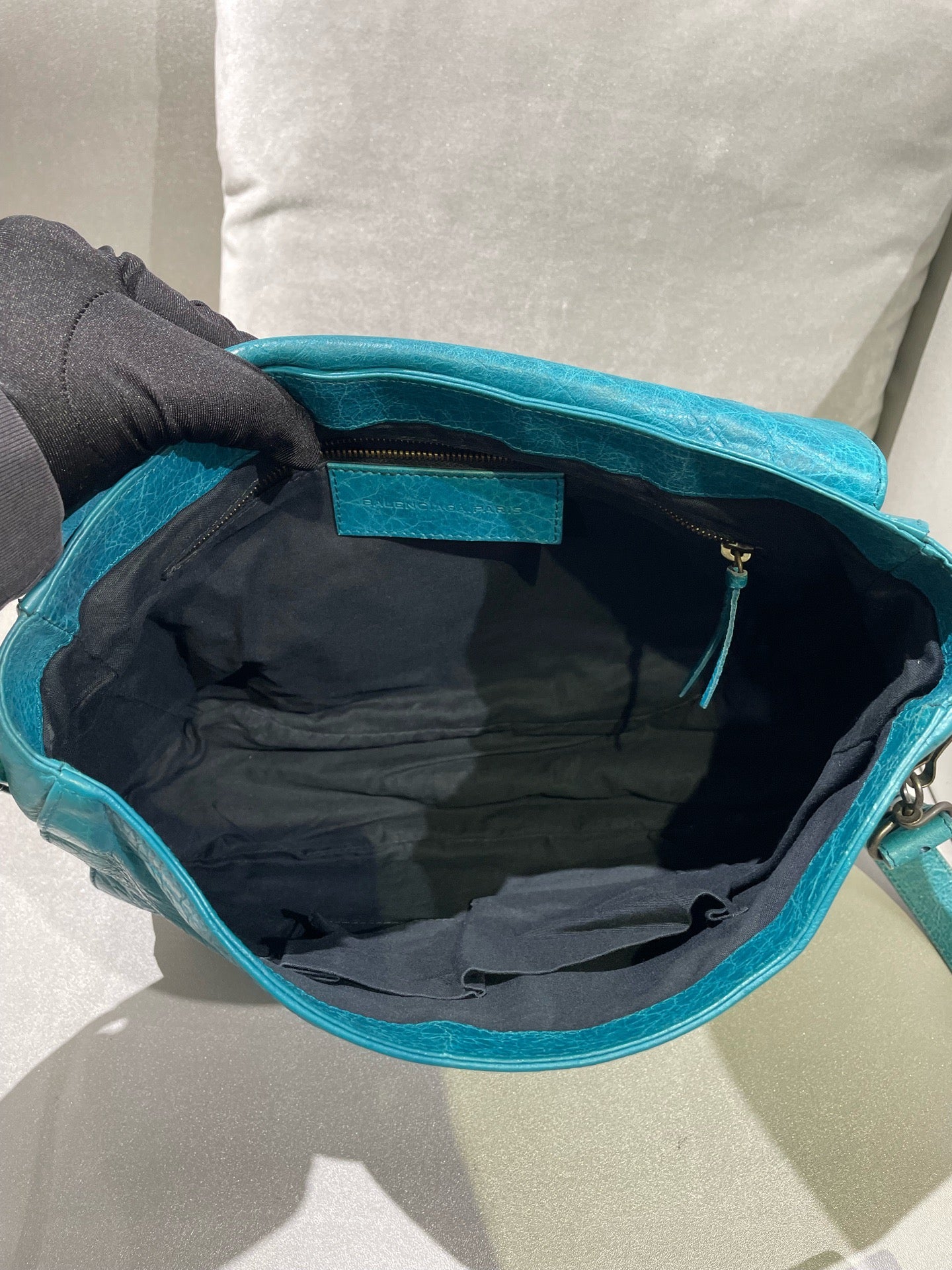 Balenciaga - Other - Leather - Blue - (medium)