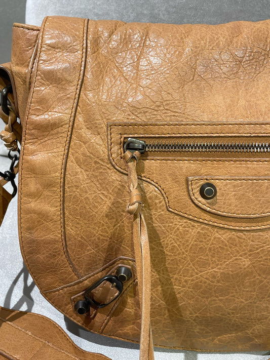 Balenciaga - Other - Leather - Camel - (medium)