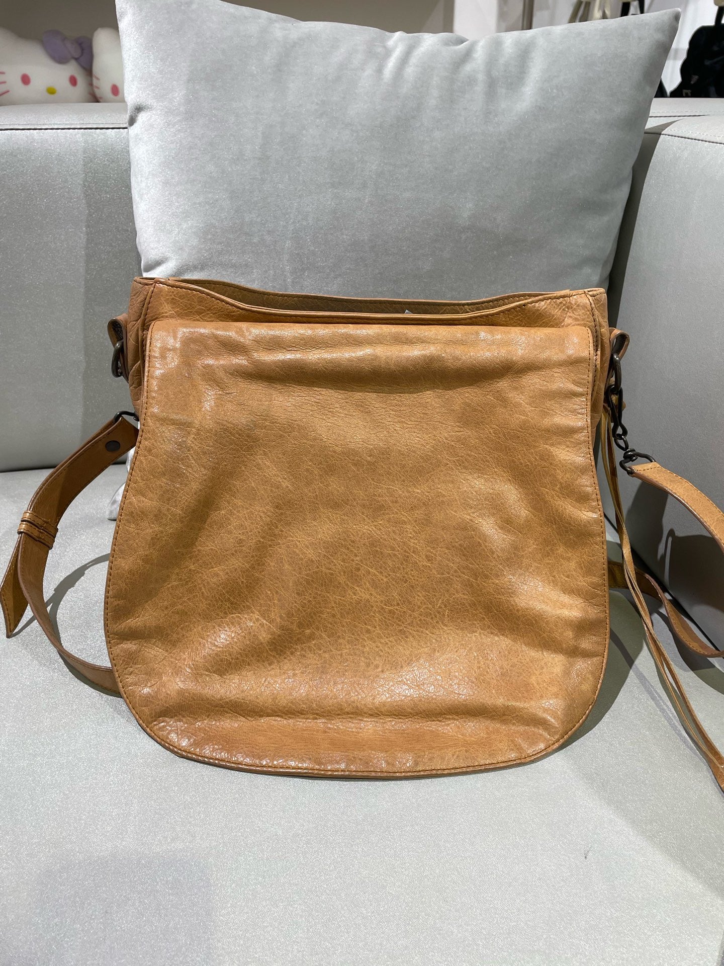 Balenciaga - Other - Leather - Camel - (medium)